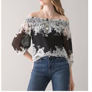 WHBM off the shoulder blouse NWOT S